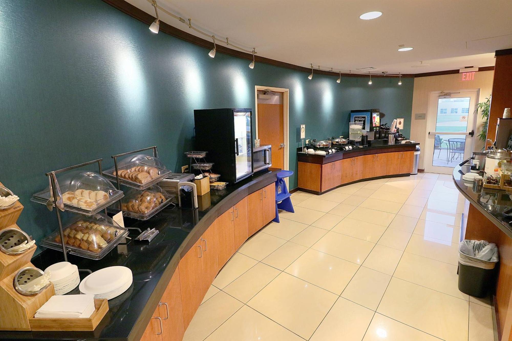Fairfield Inn & Suites Des Moines Airport Buitenkant foto