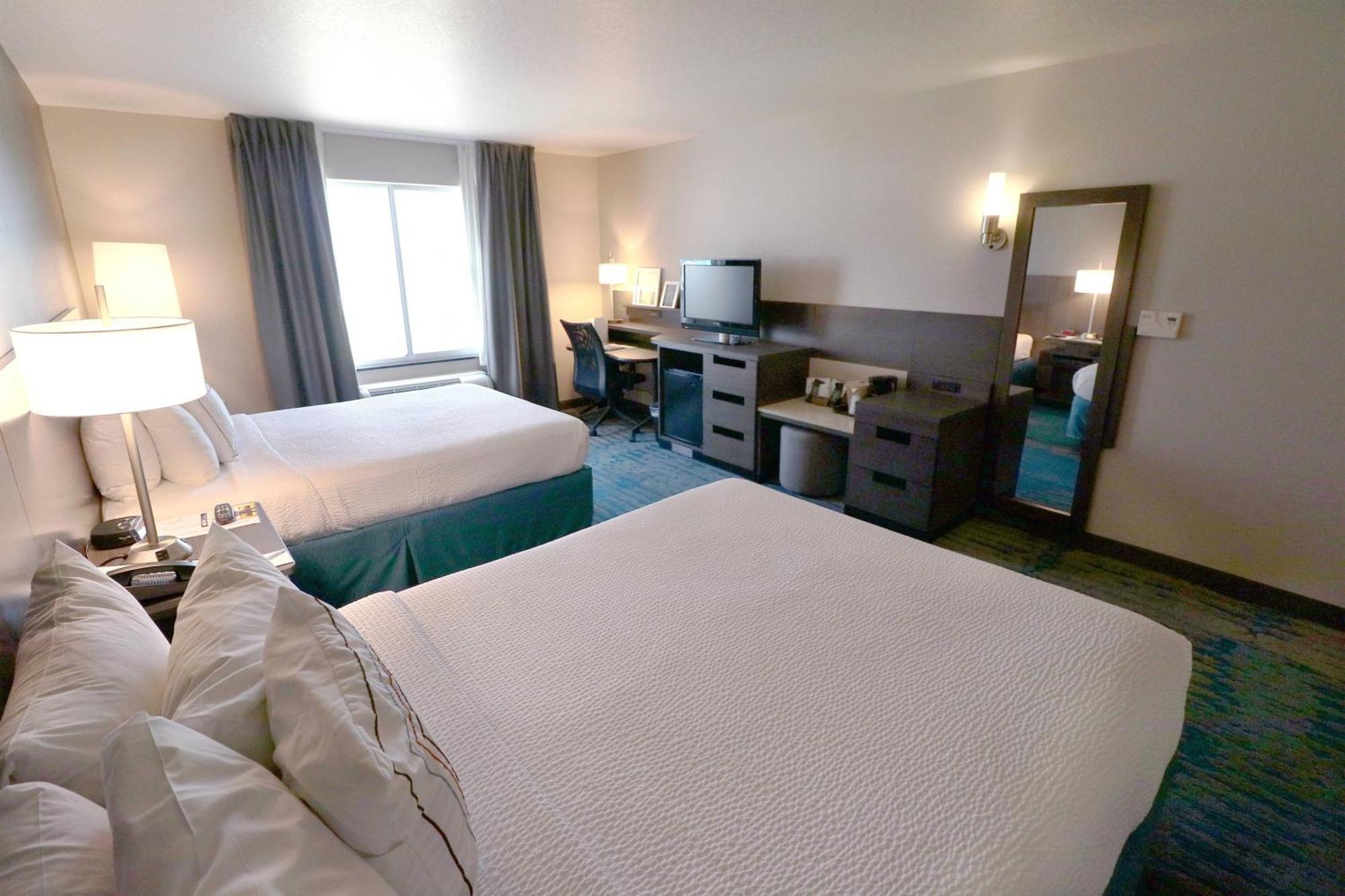 Fairfield Inn & Suites Des Moines Airport Buitenkant foto