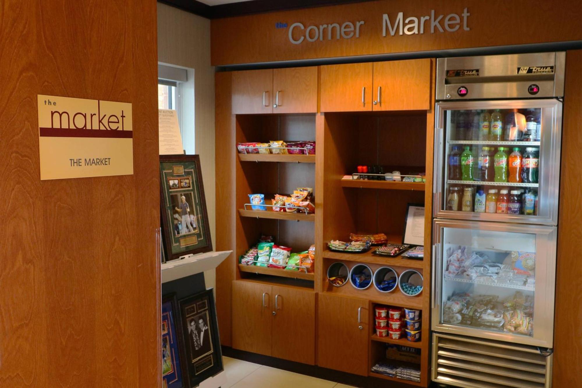 Fairfield Inn & Suites Des Moines Airport Buitenkant foto